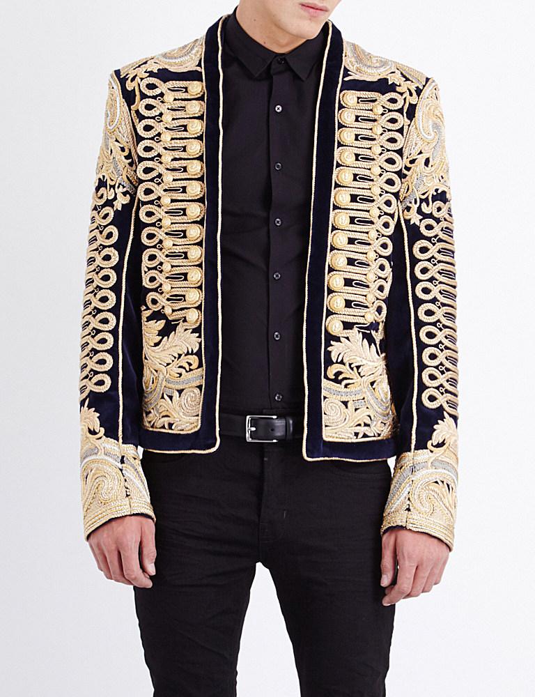 Balmain clothing men Balmain has the best clothing and this shirt feels so high quality. It has only ever been worn once and it is in perfect condition. It could be worn for so many occasions, lounging or in public; is .